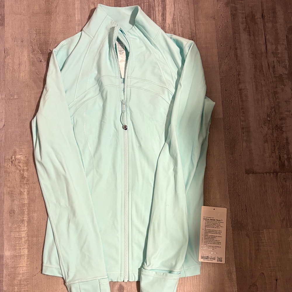 Women’s Light Blue Zip-Up Active Jacket
